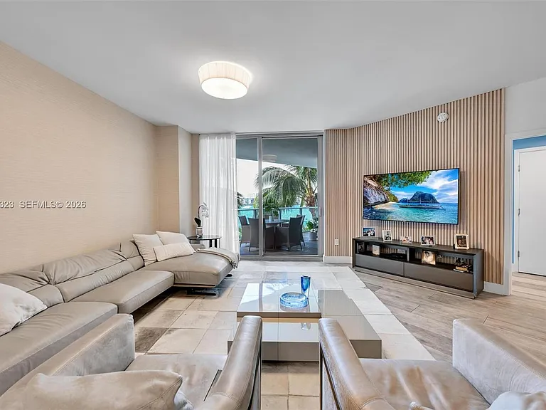 17111 Biscayne Blvd #207 — Photo 3