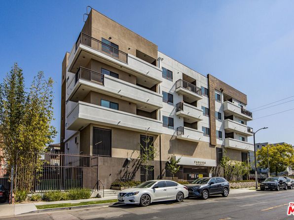 1061 S Oxford Ave APT 403