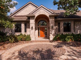 2825 Fox Chase Ln SW, Rochester, MN 55902