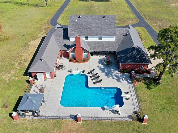 4th image of 255 Sparksford Dr