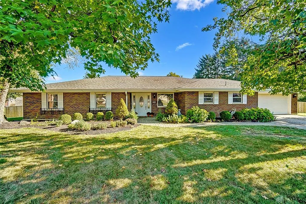 512 Snowglen Dr photo 1