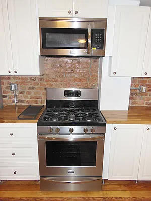 Rented by Spruce Property Group LLC | media 18