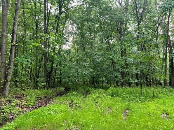 241 Aires Hill Rd, Franklin, PA 16323