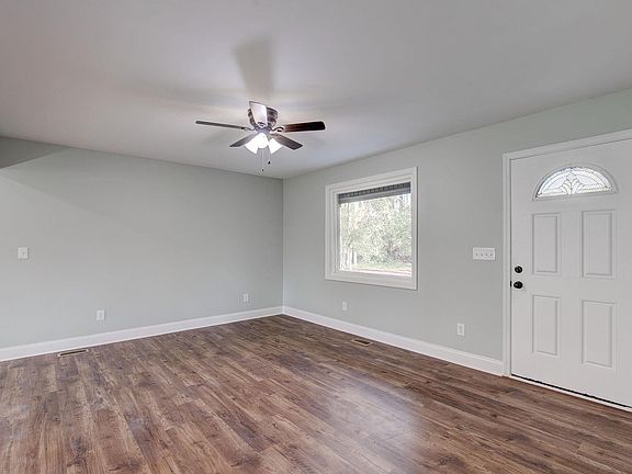 5th image of 517 Sewanee Ave