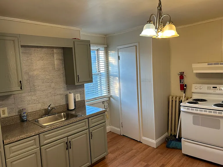 173 W Ridge St #3 — Photo 39