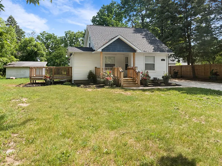 6463 Atlantic Ave — Photo 8