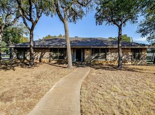 1613 Ridgeview Dr, Arlington, TX 76012