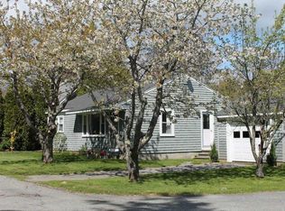 6 Cove End Rd, Northeast Harbor, ME 04662