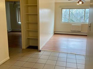 1533 W Jarvis Ave APT 318, Chicago, IL 60626