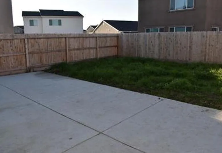 2447 Quesada Dr — Photo 42