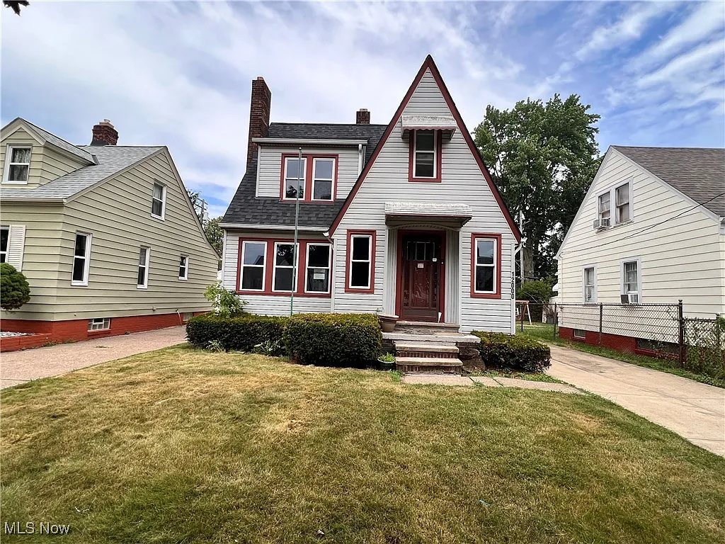 12000 Brighton Ave photo 1