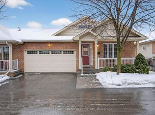 877 Wentworth St #12, Peterborough, ON K9J8R7