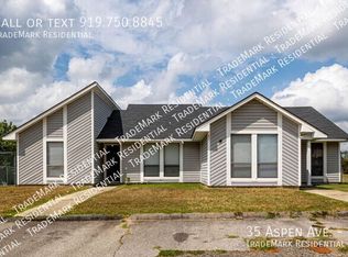 35 Aspen Ave #B, Spring Lake, NC 28390