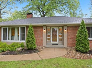 350 Barnett Dr, Edwardsville, IL