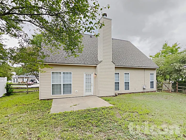 3651 Stonefield St — Photo 16