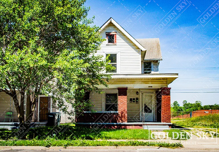 2207 S Walnut St #2 — Photo 1