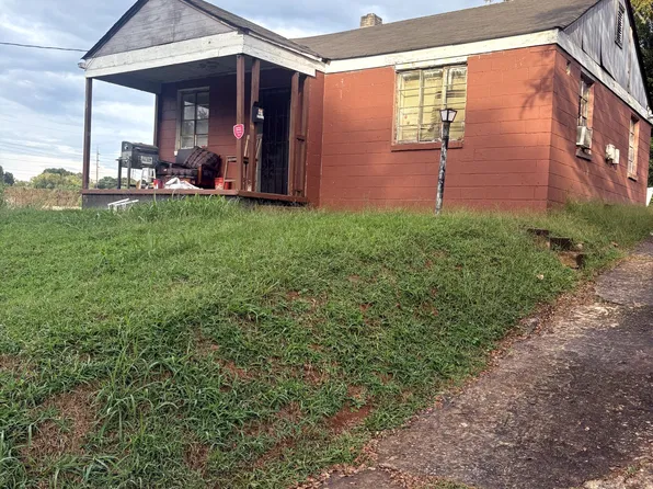 922 Garibaldi St SW, Atlanta, GA 30310