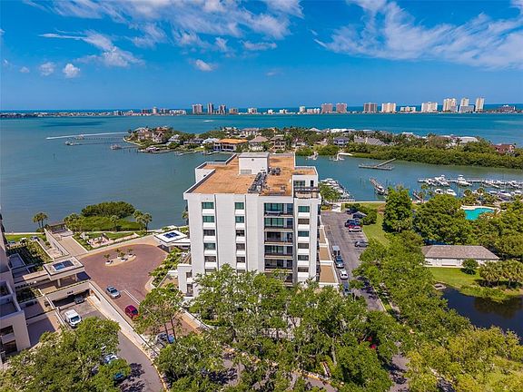 2nd image of 8 BELLEVIEW BOULEVARD #507