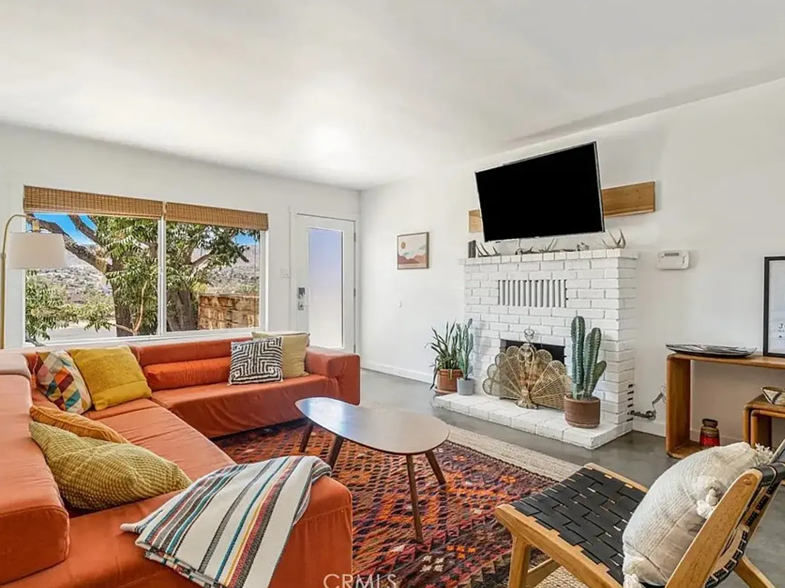 2 bed, 995 sqft, $1,820 — Photo 4