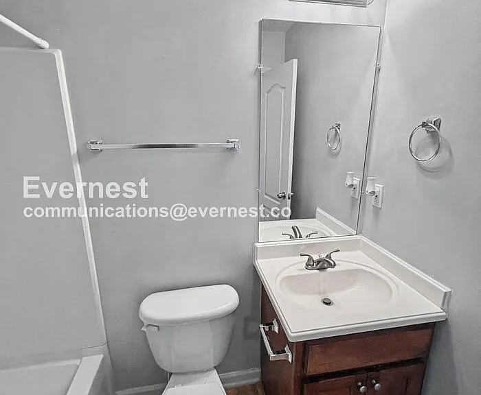8637 Thomas Rd — Photo 15
