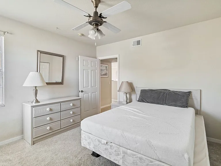 2950 Viscaya Pl #104 — Photo 19