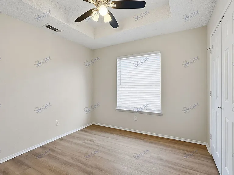 2314 Stillwater Dr — Photo 13