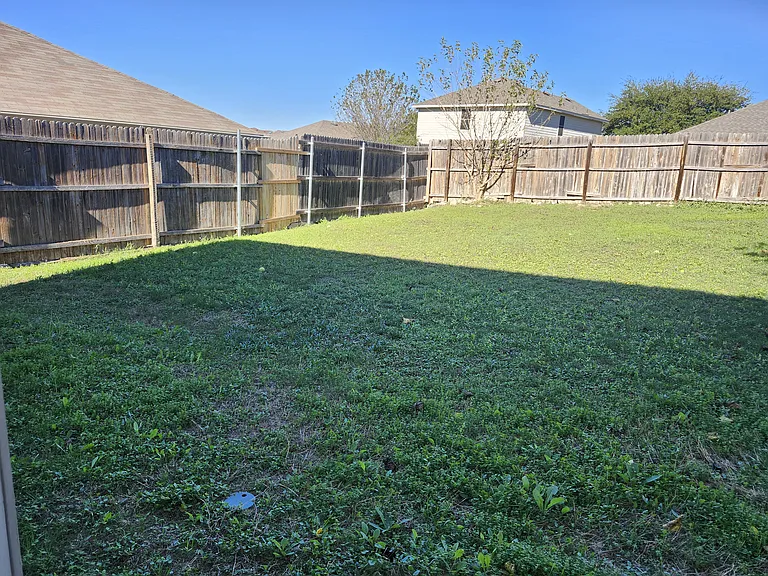 5100 Waterford Dr — Photo 30