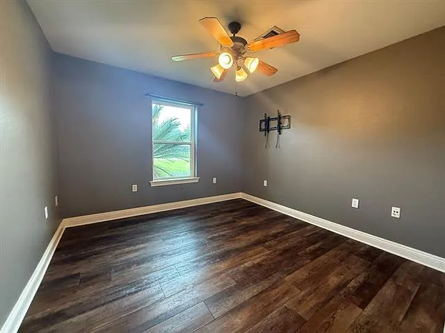 107 Highland Ave — Photo 12