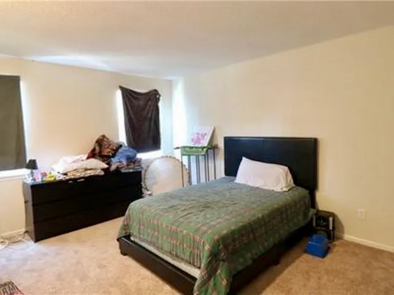 14126 W 88th Pl — Photo 7