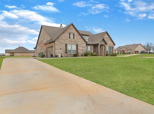 189 Chester Rd, Springtown, TX 76082