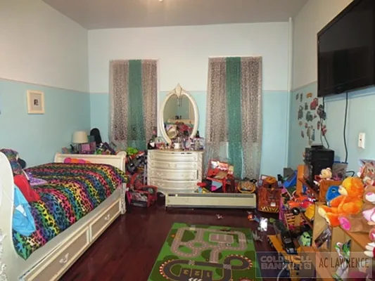 Rented by Aclawrence | media 7