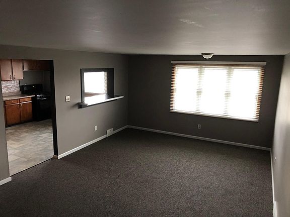 5th image of 51 Brentwood Dr