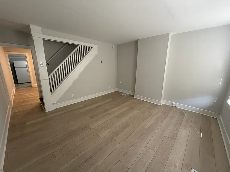 1114 Lancaster Ave — Photo 7