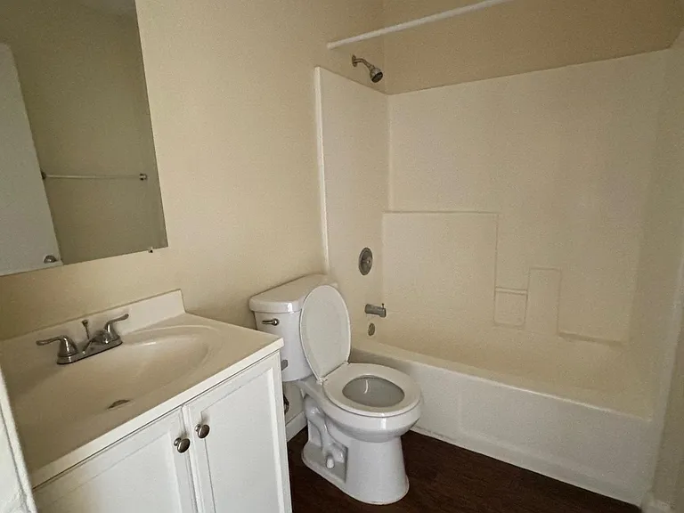 2573 Ulric St #8 — Photo 9