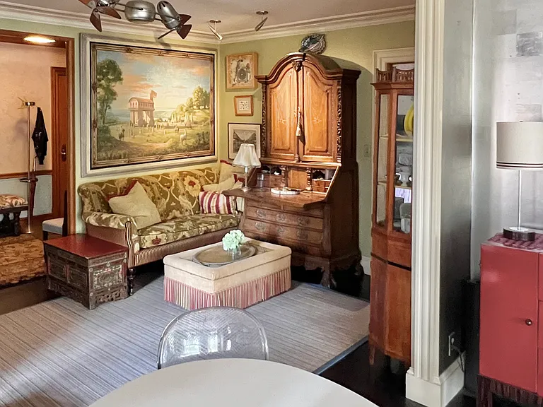 Sitting area