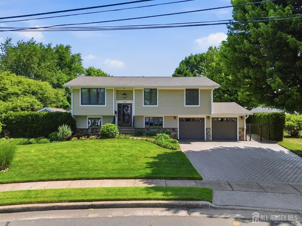 1453 Tooz Pl, South Plainfield, NJ 07080
