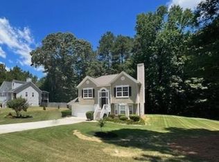 3060 Harvest Cir, Fairburn, GA 30213