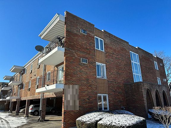 2nd image of 9721 S Cicero Ave