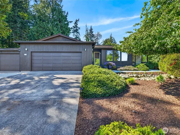 271 Elwha Drive, La Conner, WA 98257
