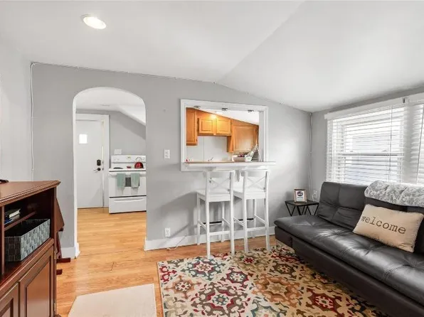 939 E 3rd St APT 2, Royal Oak, MI 48067