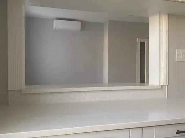 70 Poplar Street image 5 of 19