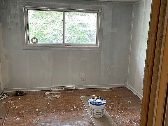 3rd image of 13709 S Eggleston Ave