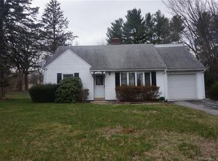 22 Long Hill Dr, Stamford, CT 06902