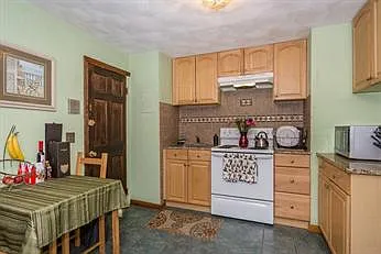 34 Charter St #5B — Photo 5