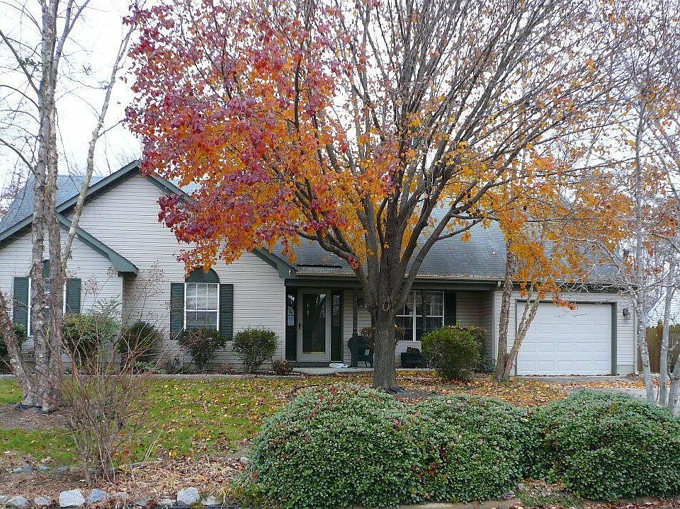 1st image of 2484 Lourdes Ct