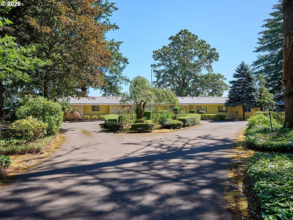 1st image of 20454 S Springwater Rd