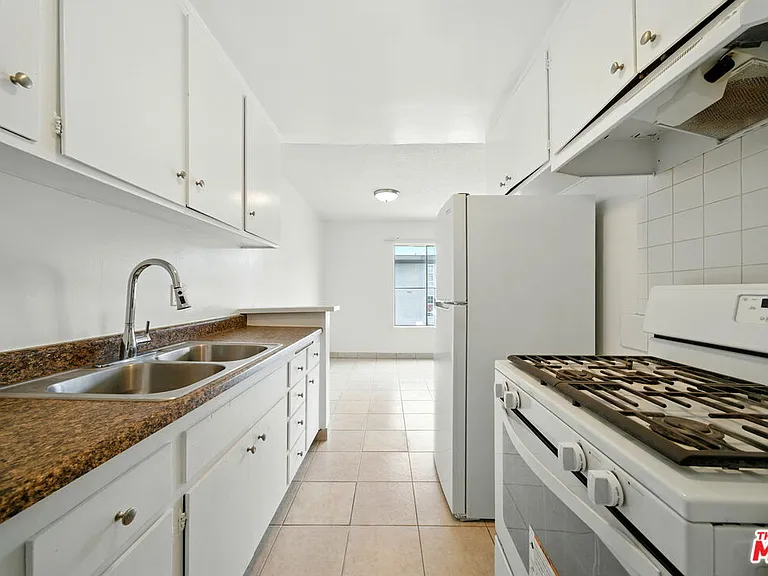 4100 W 1st St #203 — Photo 9