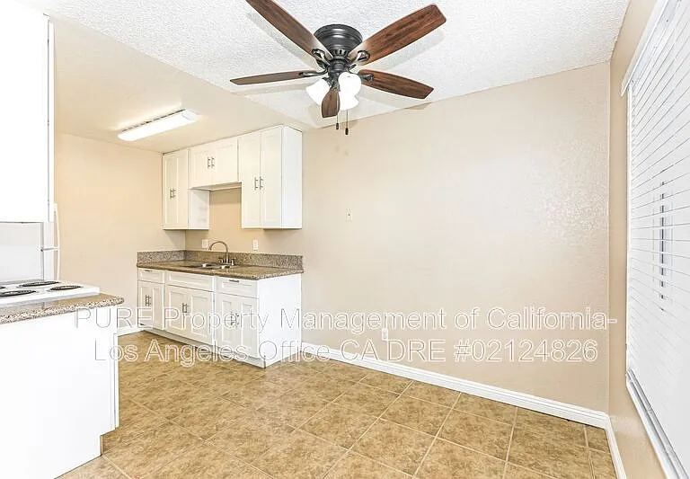 23815 Hemlock Ave #7 — Photo 8