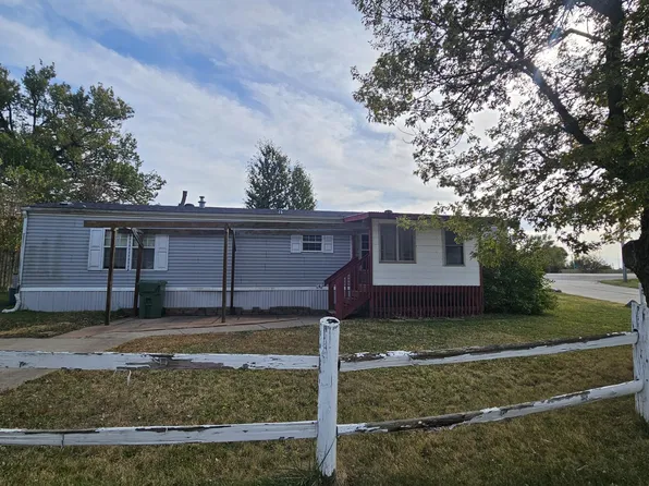 21445 Scott Park Rd Trailer 4, Davenport, IA 52807