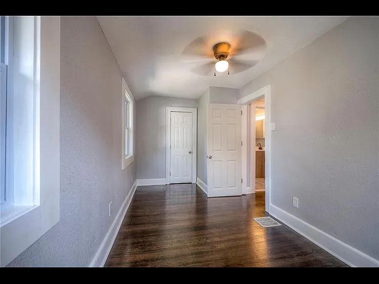 2930 Bales Ave — Photo 4